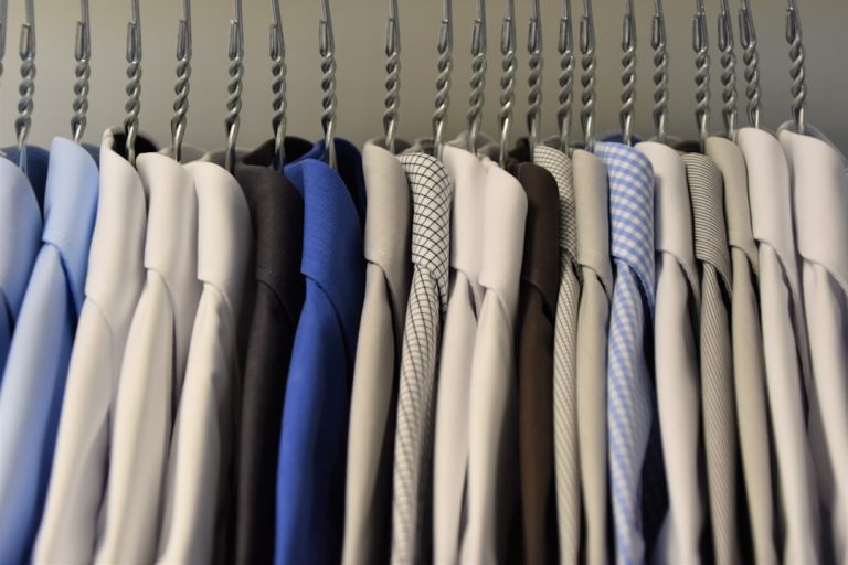The Psychology of Fashion: How Clothing Choices Impact Your Mood